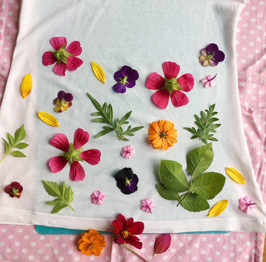 Flower design used for flower pounded top